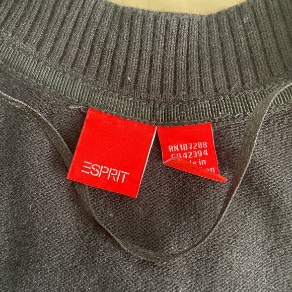 ESPRIT black knit vest - Picture 2 of 3